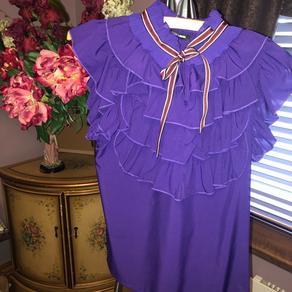 Funky Ruffled Collar and Sleeves Blouse